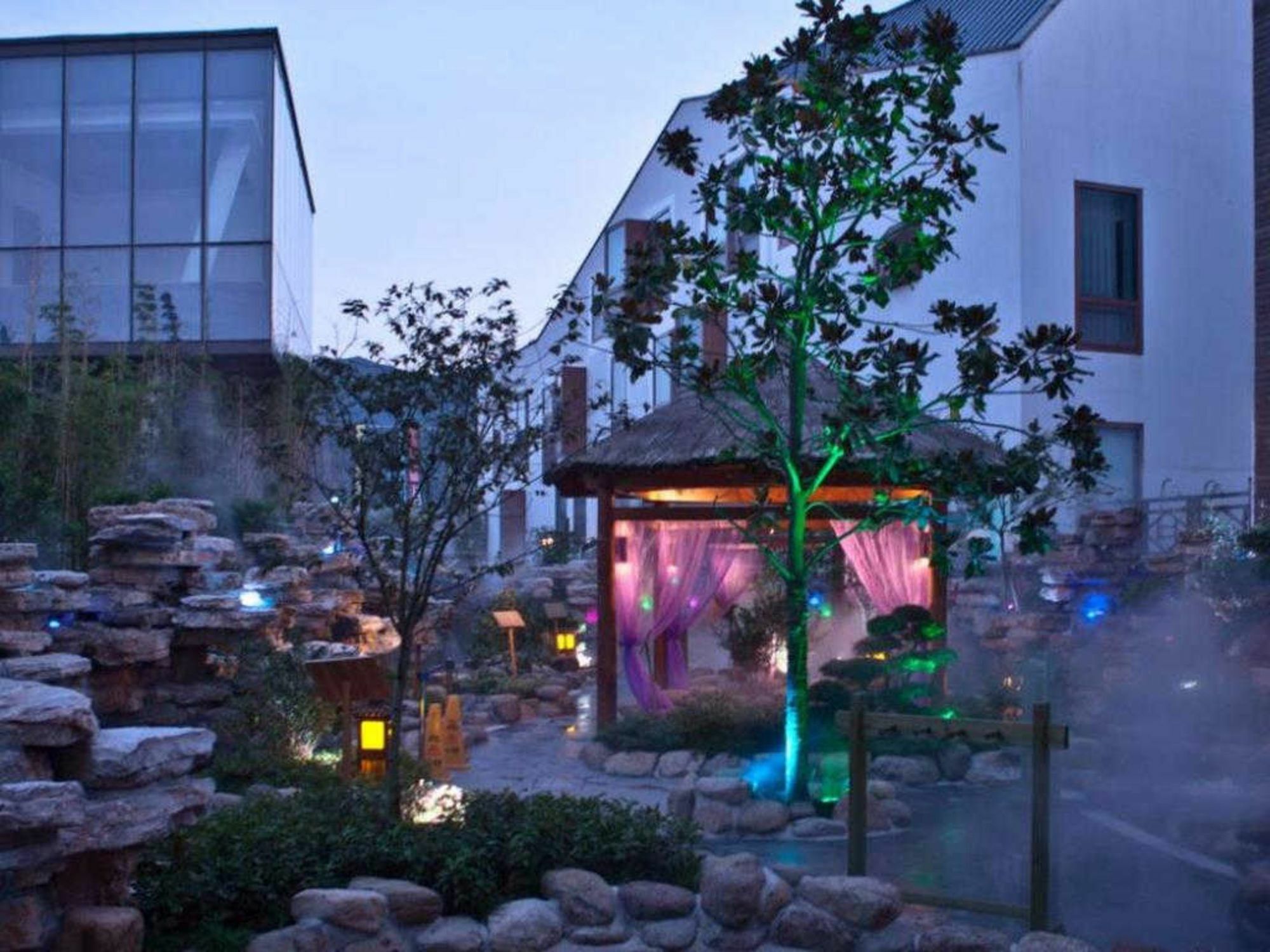 Scholars Shushan Hot Springs Resort Сучжоу Экстерьер фото